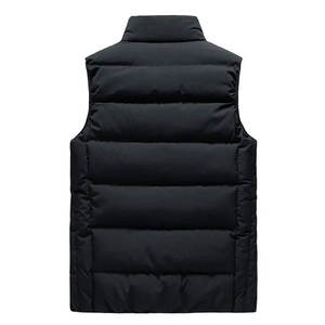 MOVA TEXTILES 2026 Vestes matelassées à manches courtes pour hommes, rembourrage double face, respirantes, vêtements d'extérieur chauds pour l'hiver, fabriquées au Pakistan - Product Image 3