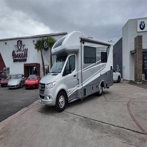 Mercedes-Benz Sprinter 3500XD 2022 en Perfectas Condiciones - Product Image 1