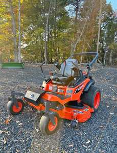 COMPRE LA CORTADORA DE CÉSPED KUBOTA ZERO TURN ZD1211 - Product Image 2