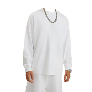 Top retro de otoño e invierno para hombre con mangas largas junto con una Camiseta holgada de cuello redondo de color sólido como capa base - Product Image 4