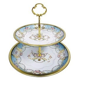 Support à gâteau décoratif de forme arrondie, design courbé à la main, finition nickelée, pour mariages et fêtes. - Product Image 2