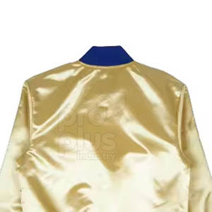 Veste en satin pour homme, légère et élégante, col montant, logo sur le devant, écologique, respirante, lisse, brillante, confortable pour un usage quotidien - Product Image 4