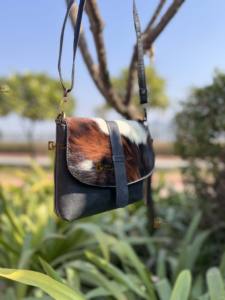 Sac à bandoulière élégant en cuir de vachette véritable avec poils, sac à main tendance pour femme - Product Image 2