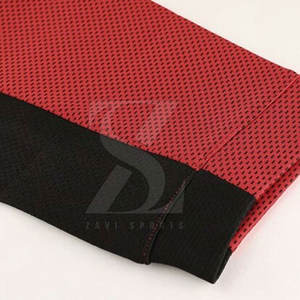 Chándal de hombre de alta calidad de color personalizado, chándal ajustado para hombre, chándal de hombre con logotipo personalizado para venta en línea - Product Image 5