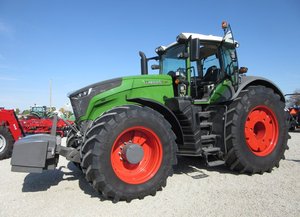 Fendtss 1050 Vario 300แรงม้าหรือรถแทรกเตอร์ที่มากขึ้นสำหรับขาย - Product Image 4