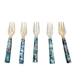 Ensemble de couverts en nacre polie faits à la main (cuillère et fourchette) pour dessert, caviar, hôtel, restaurant, café - Vente en gros Vietnam - Product Image 1