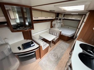 Mini Caravana Hobby 2015, Autocaravana Plegable, Suspensión Independiente, Cocina de Lujo, Capacidades Todoterreno, 6 Literas, Cama Fija, Excelente - Product Image 6