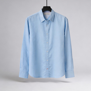 เสื้อเชิ้ตแขนยาวผู้ชายสีฟ้าอ่อน ผ้าฝ้าย ใส่สบายสำหรับฤดูร้อน แห้งเร็ว ทรงปกติ ขายส่ง รับสั่งซื้อจำนวนมาก และรับผลิตแบบ OEM - Product Image 1