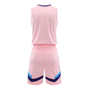Nouvel uniforme de basket-ball élégant avec des couleurs personnalisées et des designs uniques, idéal pour l'identité de l'équipe et les performances - Product Image 3