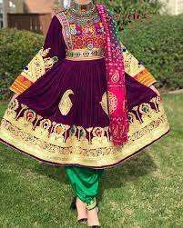 Dernières robes en soie afghanes Kuchi colorées pour femmes Vêtements Pashtune pour occasions spéciales Style indien et pakistanais - Product Image 3