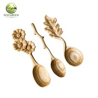 Houten serveerlepelset van 1, handgesneden met bloemen- en bladmotief, milieuvriendelijk, vaatwasserbestendig, gemaakt in Vietnam