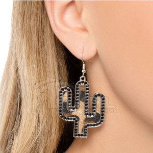 Boucles d'oreilles en cuir de vachette les plus récentes du service OEM Boucles d'oreilles en cuir de vachette sur mesure Quantité en vrac Boucles d'oreilles en cuir de vachette - Product Image 5