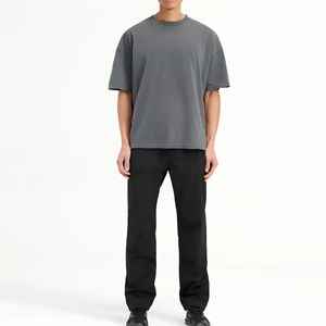 T-shirt délavé à l'acide pour hommes Service OEM Vêtements décontractés Design vierge Manches courtes Coupe ample Col O Facile à porter - Product Image 4