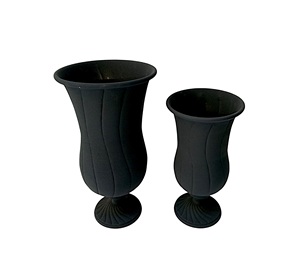 Florero de Metal decorativo hecho a mano, negro mate, estilo clásico, respetuoso con el medio ambiente, resistente al óxido, agrega belleza atemporal a la decoración del hogar - Product Image 3