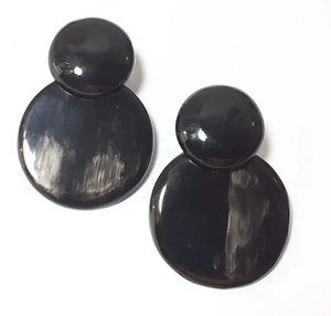 ต่างหูทำจากเขาควายธรรมชาติสำหรับสุภาพสตรี แฟชั่นคุณภาพเยี่ยม งานแฮนด์เมด เครื่องประดับแฟชั่น - Product Image 4