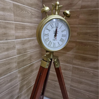 Jam Dinding Gantung Analog Mekanik Antik Art Deco Kayu Logam dengan Penyangga Angka Romawi untuk Penggunaan di Rumah/Kantor