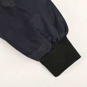 Streetwear personnalisé coupe-vent décontracté de couleur unie imperméable impression personnalisée vêtements d'extérieur chauds et élégants pour garçons - Product Image 6