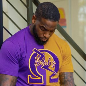 Mezza oro viola Omega Bruhz stile greco ciniglia ricamo Tee Custom confraternity abbigliamento all'ingrosso camicia di cotone da uomo - Product Image 6