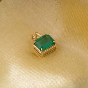 Pendentif en or 14 carats avec cristal de rubis taille émeraude rectangulaire - Product Image 5