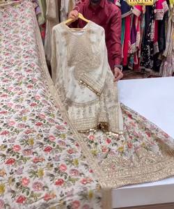 Premium nouveau concepteur lourd Fuax Georgette Sharara costume ensemble entièrement cousu, y compris Dupatta indien pakistanais vêtements traditionnels - Product Image 1