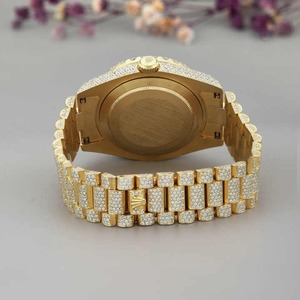 Montre de luxe classique pour homme en or rose, sertie de diamants Moissanite VVS cultivés en laboratoire, montre-bracelet de créateur haut de gamme, mouvement ETA personnalisé - Product Image 3