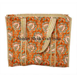 กระเป๋าผ้าฝ้ายพิมพ์ลายบล็อกแบบอินเดีย ทำมือ กระเป๋าโท้ทสำหรับผู้หญิง กระเป๋าสะพายไหล่แบบควิลท์พิมพ์ลายบล็อกทำมือ - Product Image 5