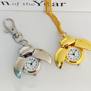 Nouvelle collection 2026 : Montre-bracelet ronde en quartz pour femme, étanche, avec bracelet en silicone, en alliage, motif coccinelle, idéale pour étudiants, vente en gros usine. - Product Image 1