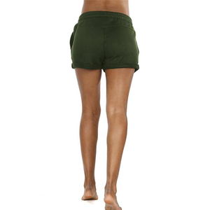 Pantalones cortos de yoga y correr para mujer, recién llegados, pantalones cortos de entrenamiento de gimnasio atlético con bolsillos, pantalones cortos de yoga personalizados de secado rápido y alta elasticidad - Product Image 2