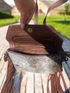 Sac à main bandoulière en cuir véritable 100% pour femme, style bohème, avec franges, sculpture florale artisanale, vintage, léger - Product Image 3