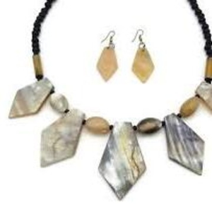 Collar de hueso de cuerno de alta calidad, joyería transfronteriza, moda europea y americana, cadena exagerada de artesanías de lujo - Product Image 5