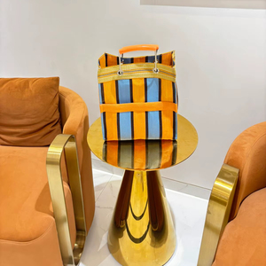 Bolsa de compras reciclada hecha a rayas de nailon con cremallera reutilizable a la moda ecológica personalizada para uso en Playa y cosméticos - Product Image 1