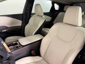 Autos SUV RX 350 Premium-Plus Usados del 2024 con Asientos de Cuero, Techo Panorámico, Transmisión Automática, 1-25000 Millas, en Venta - Product Image 6