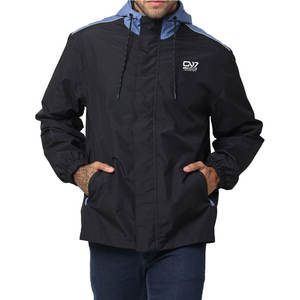 Chubasquero personalizable para uso promocional | Cortavientos impermeable ligero con serigrafía o logotipo bordado - Product Image 1