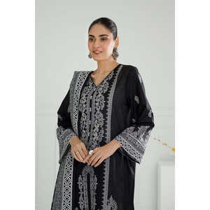 Conjunto de Traje Estampado de 3 Piezas Negro para Mujer - Product Image 4