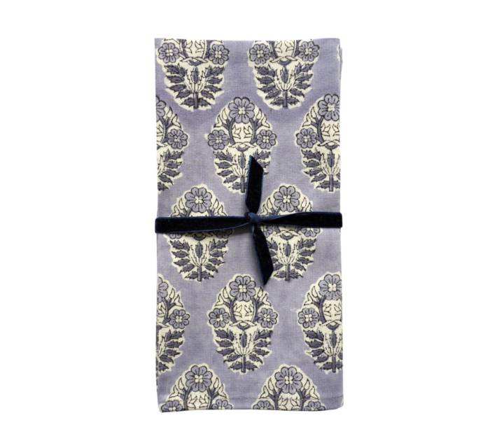 สีชมพูปะการังอ่อน