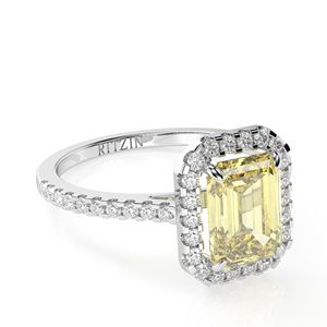 Anillo de Compromiso con Halo de Diamantes Cultivados en Laboratorio en Plata de Ley Amarilla con Detalles Bonitos para Mujer - Product Image 5