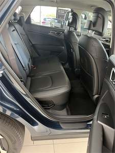 Voiture d'occasion parfaite : <span class=keywords><strong>Kia</strong></span> <span class=keywords><strong>Sportage</strong></span> HEV Earth SUV 2025 – Expédition mondiale - Product Image 4