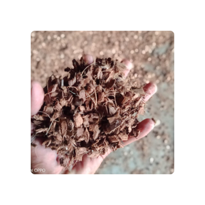 Venta al por mayor 5kg Low EC Coco Husk Chips Block Bundle Packing Ideal para hidroponía y acondicionamiento del suelo Coco Husk para hidroponía - Product Image 1