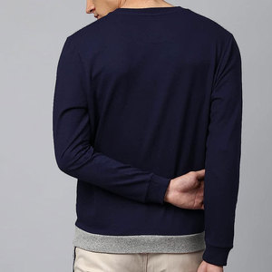 เสื้อสเวตเชิ้ตผู้ชายผ้าฝ้าย 100% พิมพ์ลายซิลค์สกรีนแบบสั่งทำขายส่ง ทรงโอเวอร์ไซส์ เป็นมิตรต่อสิ่งแวดล้อม สำหรับฤดูหนาว - Product Image 4