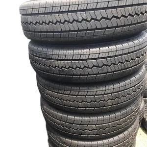 Vente en gros de pneus radiaux sans chambre à air pour voitures de tourisme, design neuf et d'occasion pour l'automobile - Product Image 1