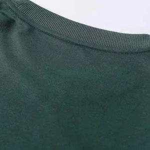 Sudadera gráfica simple verde con manga larga 100% algodón ropa de maternidad al por mayor con diseño de calavera - Product Image 6