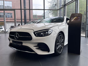 Mercedes-Benz ZE Coupé Usado, Volante a la Izquierda, Sedán Eléctrico con LED, Turbo, Multifunción, Automático, R19, Euro VI, Tracción Delantera, Gasolina - Product Image 3