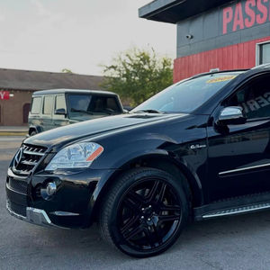 Mercedes-Benz ML63 AMG Usado del 2009 - Product Image 6