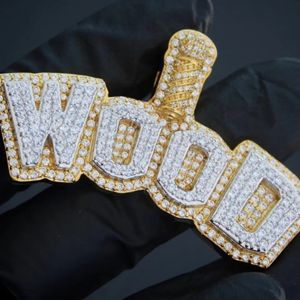 เครื่องประดับฮิปฮอปที่สะดุดตาในทองคำ10K สีเหลืองถูกทำให้เย็นลงอย่างสมบูรณ์ด้วยจี้เพชรประกายทรงกลมเพชรใน VVS ชัดเจน - Product Image 2