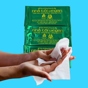 Single Pack Non-Woven Soft Wet <b>Wipes</b> High Specification Quick Clean Easy Carry Individually Wrapped Custom Printing Vietnam - Product Image 1