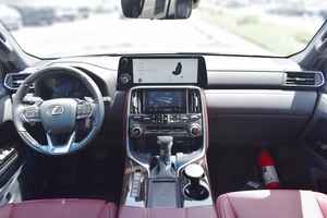 NOUVEAU LEXUS LX600 2025 3.3L DIESEL V6 BITURBO 301HP/4000RPM 6 CYLINDRES 7 PLACES TRANSMISSION AUTOMATIQUE 10 VITESSES - Product Image 4