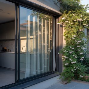 Porte coulissante de cuisine populaire en Europe pour la famille à rupture thermique aluminium annuler le bruit et la chaleur Double porte coulissante en verre - Product Image 1