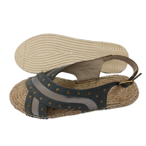 รองเท้าแตะหนังแกะวัวสวมใส่สบายมีไฟพื้นเรียบรองเท้าแตะสินค้ามาใหม่2022 - Product Image 1