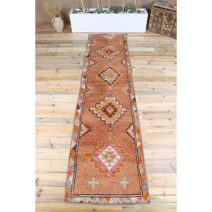 Alfombra Vintage Herki Runner de 2.7x10.8 pies (82x328 cm), Alfombra Turca de Lana con Diseño Geométrico Naranja - Product Image 1