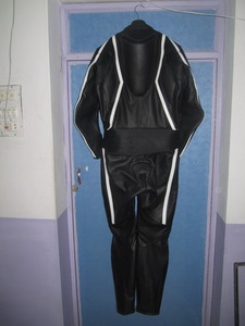 Pantalon et veste de moto de dernière conception de fabrication professionnelle combinaison de moto en cuir de course de moto - Product Image 4